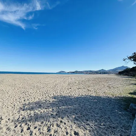 Argelès-sur-Mer : Appartement T2 cabine face à la mer, 4 couchages - FR-1-309-255