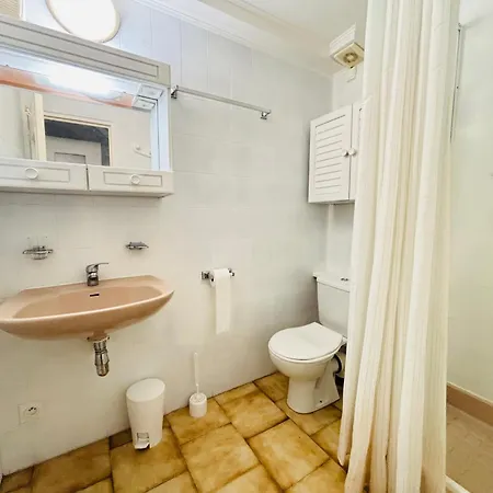 Appartamento Argelès-sur-Mer : Appartement T2 cabine face à la mer, 4 couchages - FR-1-309-255 *